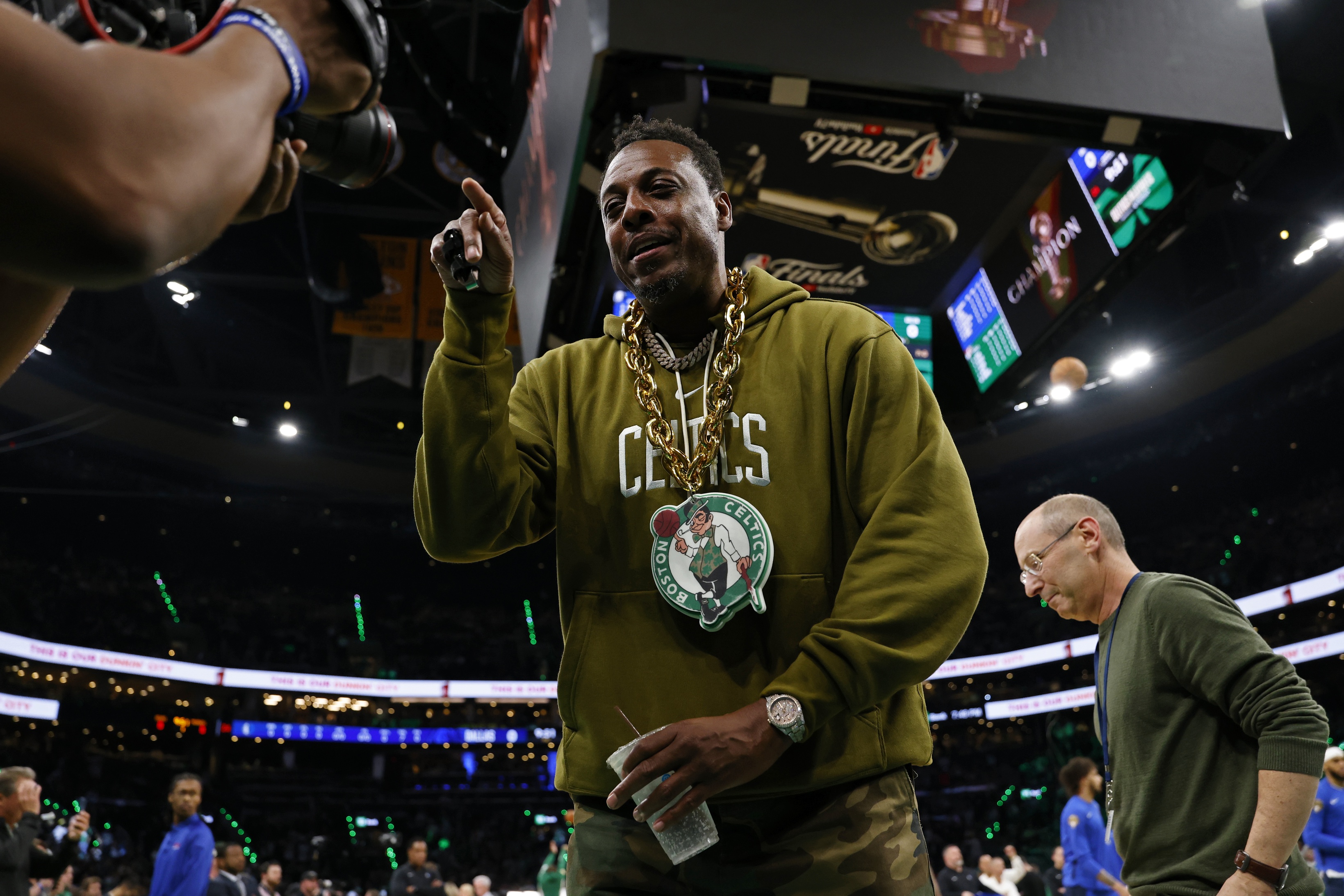 Paul Pierce, Evan Turner explain why this year's Celtics have ben so successful