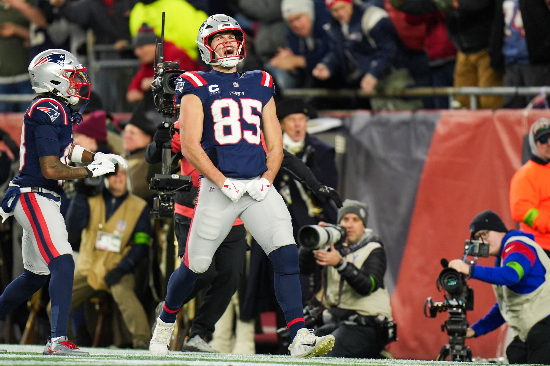 Giardi: Time for the Patriots to take a tight end in the '26 Draft